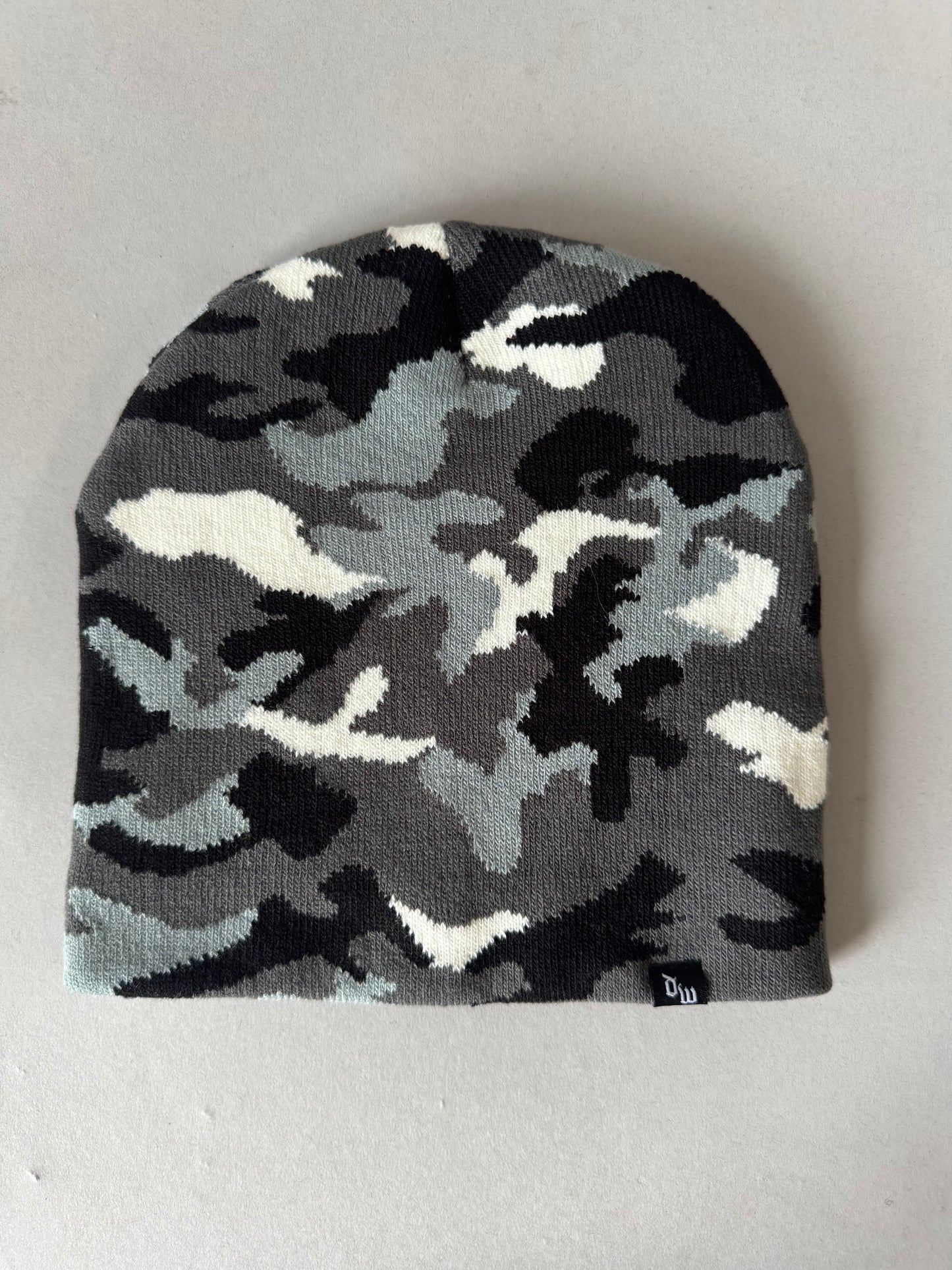 DW CLASSIC CAMO| BLACK/ GREY BEANIE