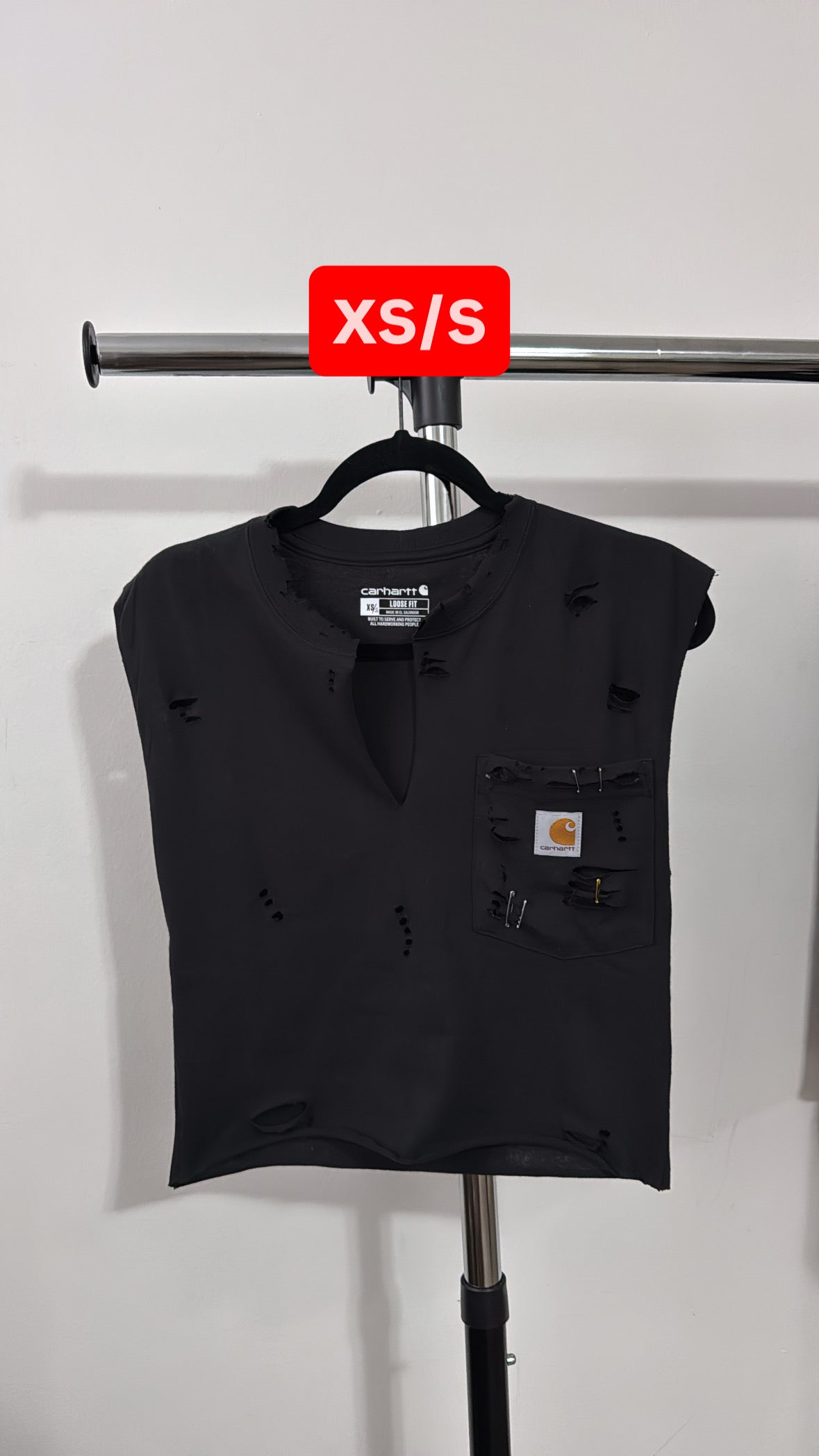 BLACK Carhartt tank | Pocket Crop tee XS/S 1